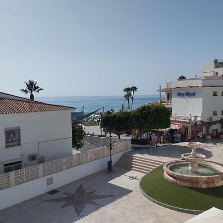 טורמולינוס Apartamento Lidia Planta 2, La Carihuela 1ª Linea Playa, Vistas Mar, Buhardilla 1 Dormitorio, 40 M2, 1-3 Huesped, Terraza, Wifi מראה חיצוני תמונה