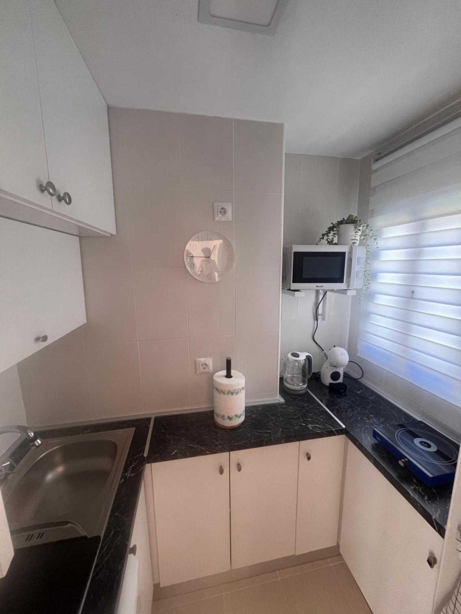 טורמולינוס Apartamento Lidia Planta 2, La Carihuela 1ª Linea Playa, Vistas Mar, Buhardilla 1 Dormitorio, 40 M2, 1-3 Huesped, Terraza, Wifi מראה חיצוני תמונה